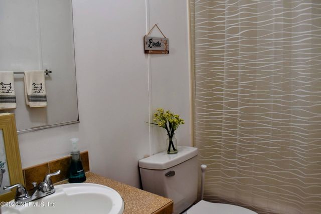 117 LAKE VIEW Avenue, Georgetown, FL 32139