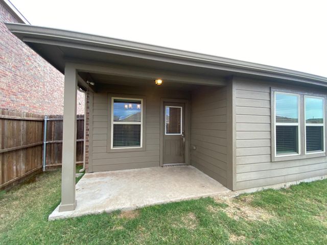 2105 Meadow Park Drive, Princeton, TX 75407