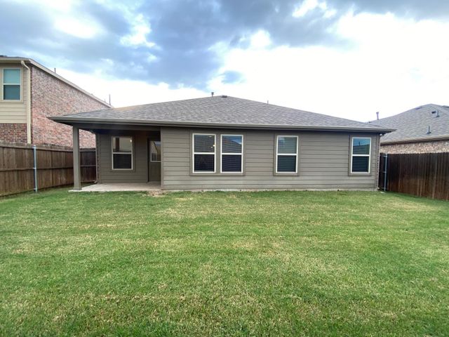 2105 Meadow Park Drive, Princeton, TX 75407