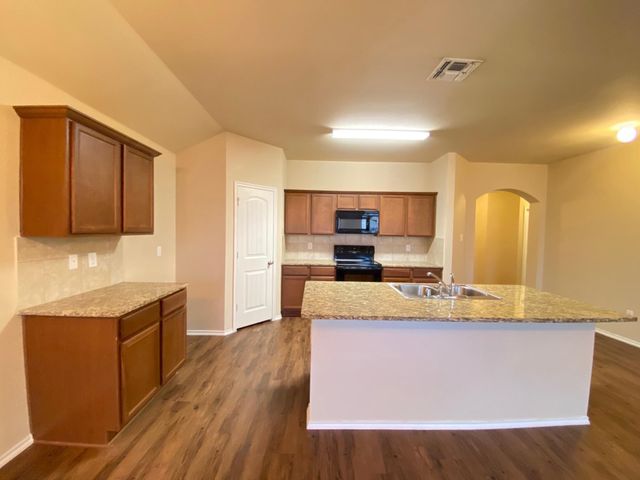 2105 Meadow Park Drive, Princeton, TX 75407
