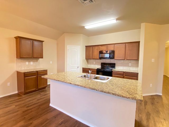 2105 Meadow Park Drive, Princeton, TX 75407