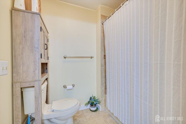 45 Amethyst Way, Franklin, NJ 08823