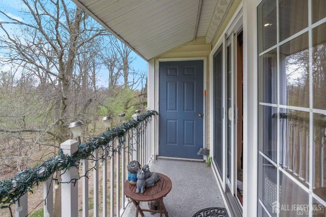 45 Amethyst Way, Franklin, NJ 08823