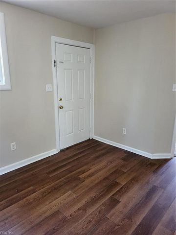 2806 Rosalee DR, Hampton, VA 23661
