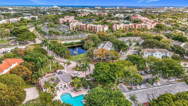 1020 CRYSTAL Way M, Delray Beach, FL 33444