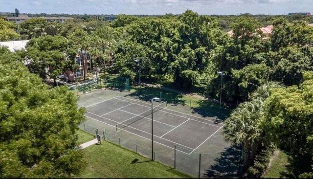 1020 CRYSTAL Way M, Delray Beach, FL 33444