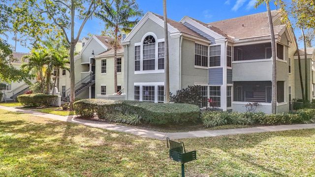 1020 CRYSTAL Way M, Delray Beach, FL 33444