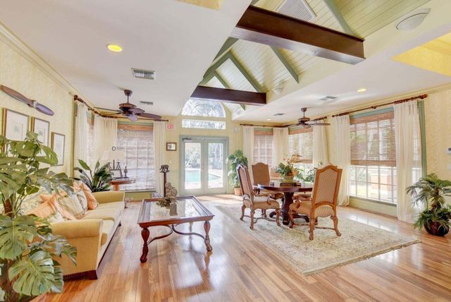 1020 CRYSTAL Way M, Delray Beach, FL 33444