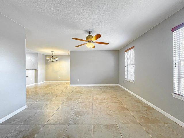 1020 CRYSTAL Way M, Delray Beach, FL 33444