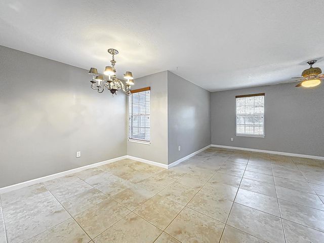 1020 CRYSTAL Way M, Delray Beach, FL 33444