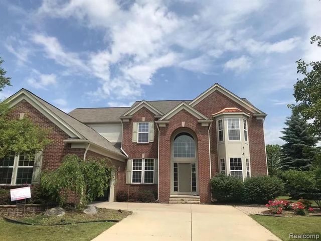 16432 Johnson Creek Drive, Northville, MI 48168