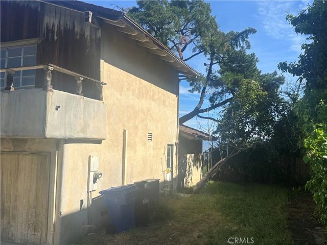 16986 Encino Hills Drive, Encino, CA 91436