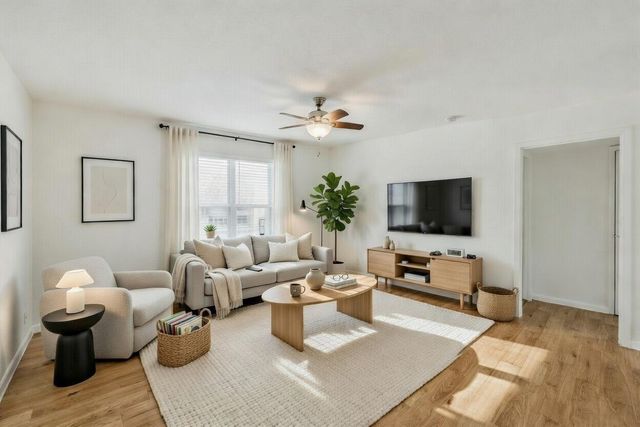 2207 Leon ST 201, Austin, TX 78705