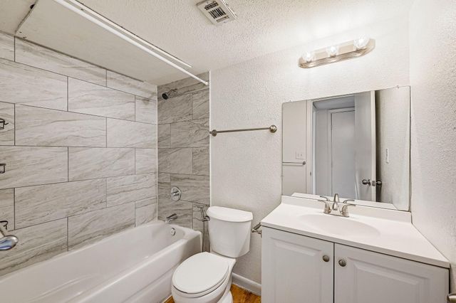 2207 Leon ST 201, Austin, TX 78705