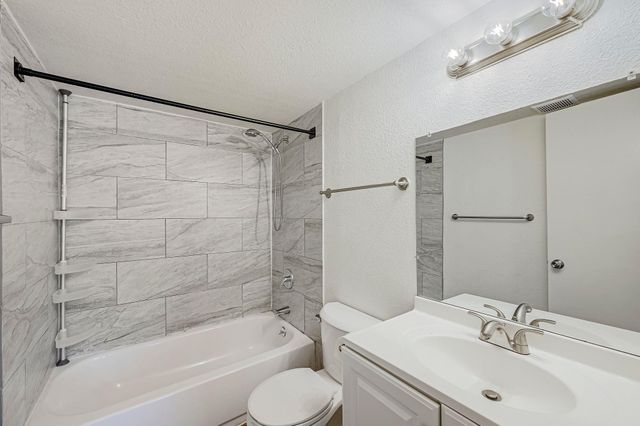 2207 Leon ST 201, Austin, TX 78705