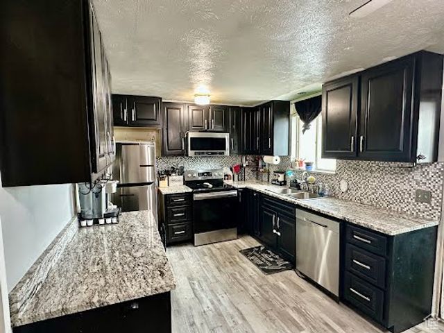 3867 S 6580 W, West Valley City, UT 84128