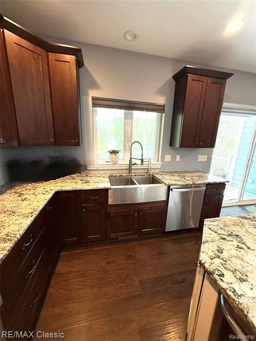 3699 Old Plank Road, Milford, MI 48381