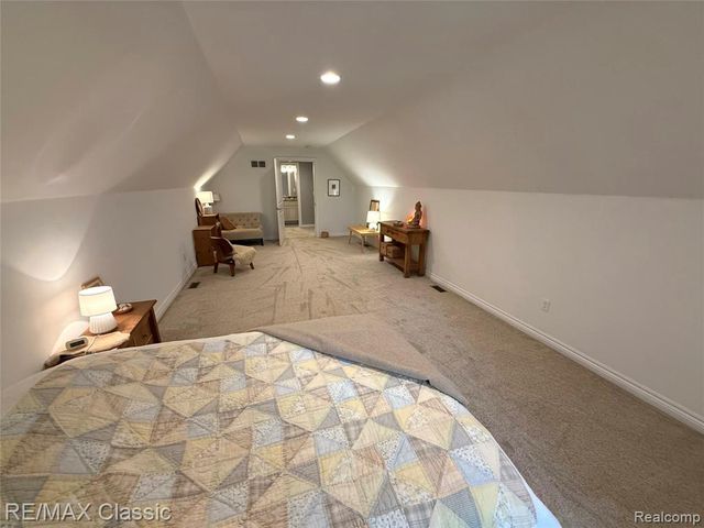 3699 Old Plank Road, Milford, MI 48381