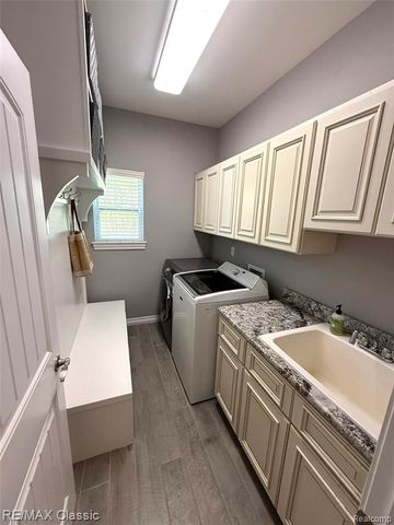 3699 Old Plank Road, Milford, MI 48381