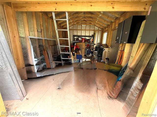 3699 Old Plank Road, Milford, MI 48381