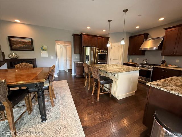 3699 Old Plank Road, Milford, MI 48381