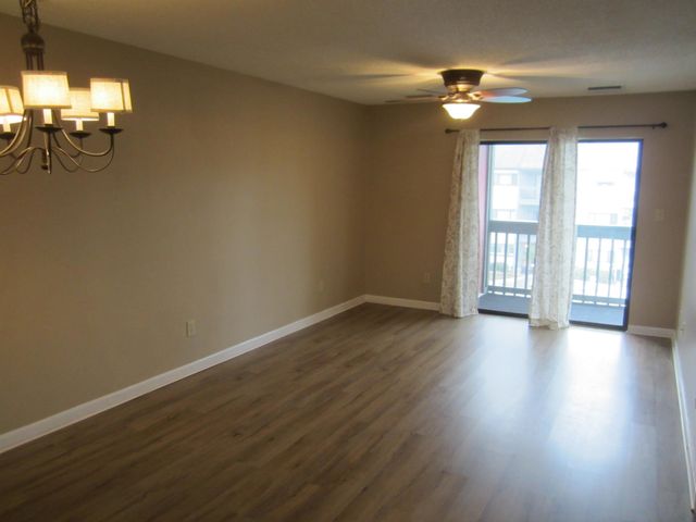 7700 Porcher Dr Apt 2303, Myrtle Beach, SC 29572