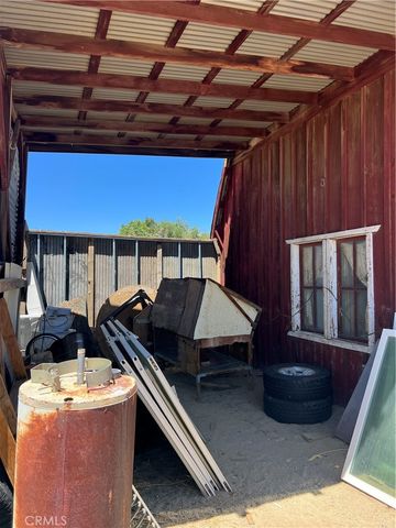 39165 240th Street E, Palmdale, CA 93591