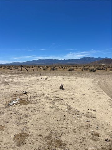 39165 240th Street E, Palmdale, CA 93591