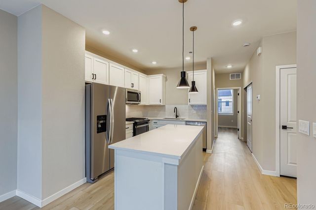 15354 W 69th Avenue, Arvada, CO 80007