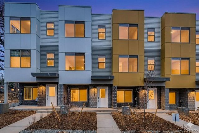 15354 W 69th Avenue, Arvada, CO 80007