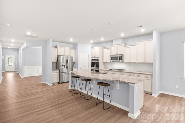 2321 Napa Valley Drive, Waxhaw, NC 28173