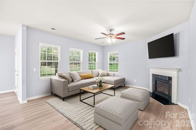 2321 Napa Valley Drive, Waxhaw, NC 28173