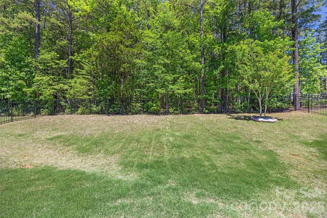 2321 Napa Valley Drive, Waxhaw, NC 28173