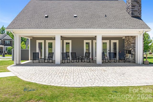 2321 Napa Valley Drive, Waxhaw, NC 28173