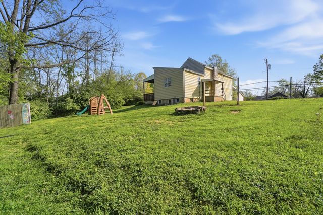 1431 Garvey Avenue, Elsmere, KY 41018