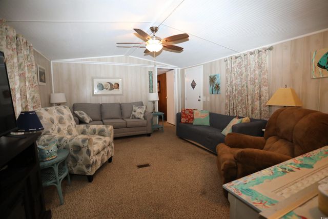 724 1st St., Murrells Inlet, SC 29576