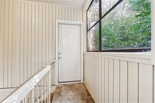 106 La Rue Place NW, Atlanta, GA 30327