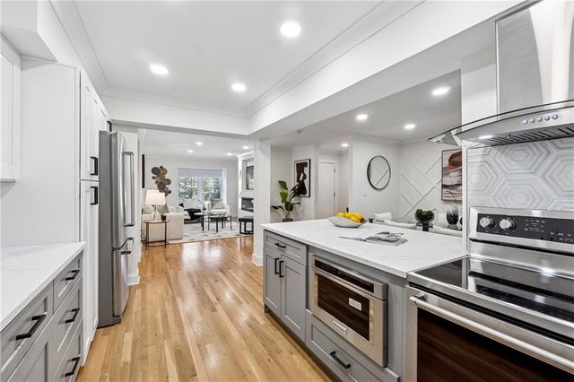 106 La Rue Place NW, Atlanta, GA 30327