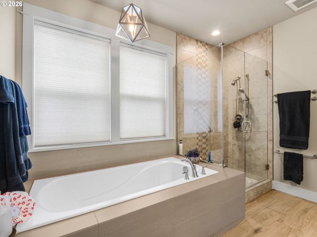 3102 Winkel Way, West Linn, OR 97068