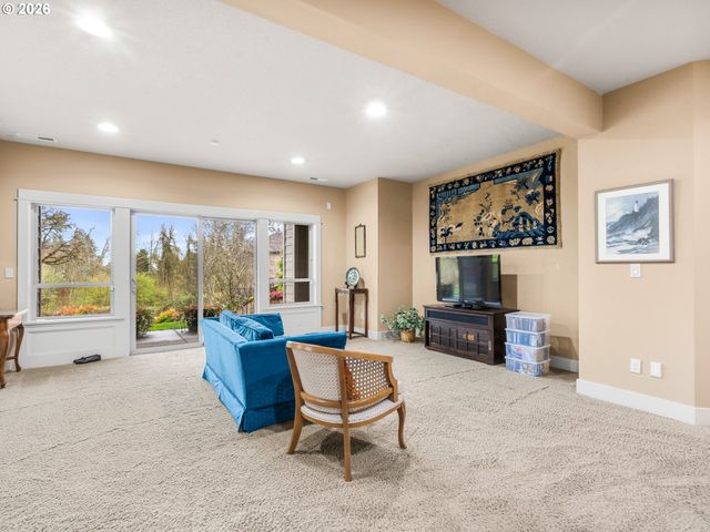 3102 Winkel Way, West Linn, OR 97068