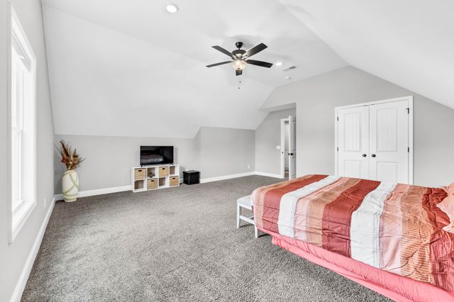541 Macy Lynn Dr, Clarksville, TN 37042