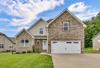 541 Macy Lynn Dr, Clarksville, TN 37042