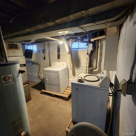 3912 Douglas Avenue, Flint, MI 48506