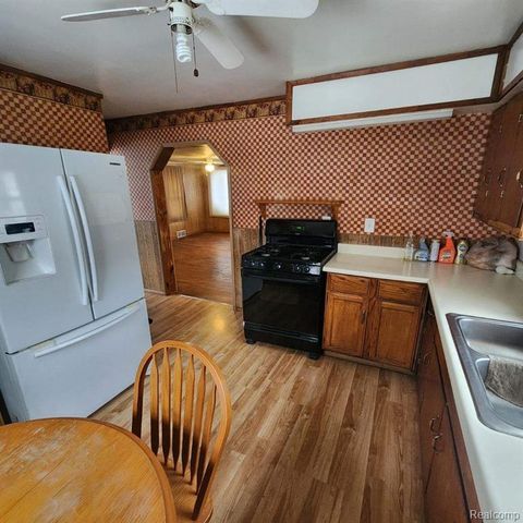 3912 Douglas Avenue, Flint, MI 48506