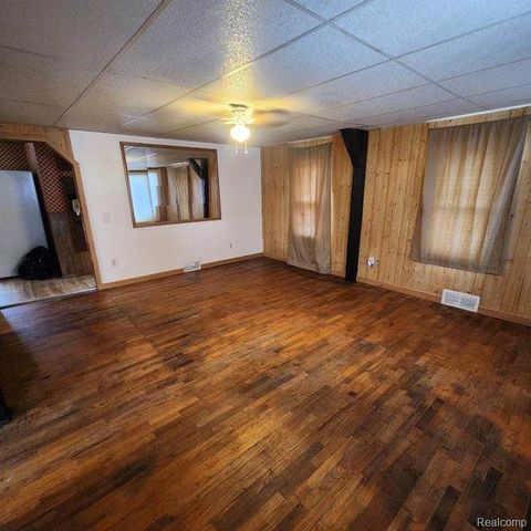 3912 Douglas Avenue, Flint, MI 48506