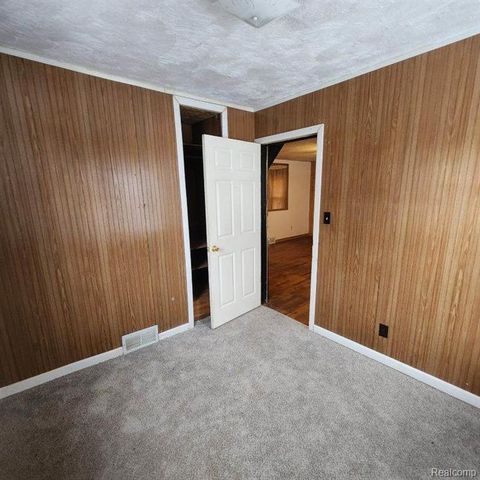 3912 Douglas Avenue, Flint, MI 48506