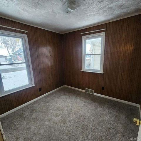 3912 Douglas Avenue, Flint, MI 48506