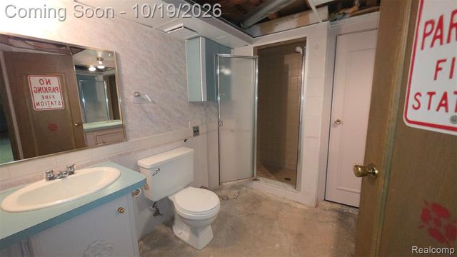 2351 Alexander Drive, Troy, MI 48083