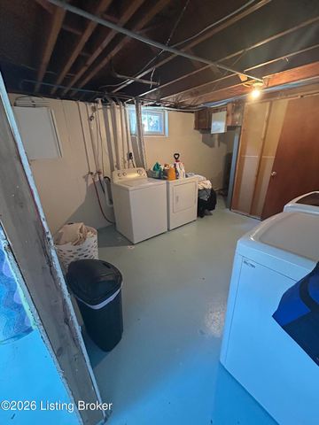 10508 Torrington Rd, Louisville, KY 40272