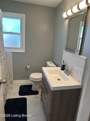 10508 Torrington Rd, Louisville, KY 40272